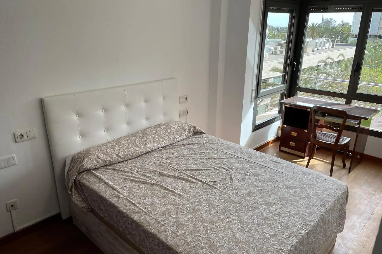 Apartment With Sea Views Next To The Beach Of Mar Bella Barcelona Spanien