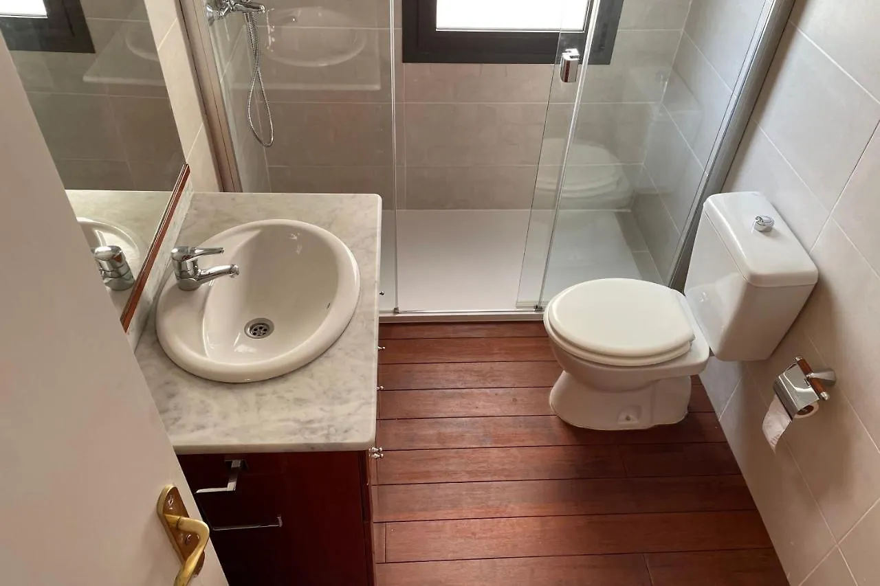 Apartment With Sea Views Next To The Beach Of Mar Bella Barcelona